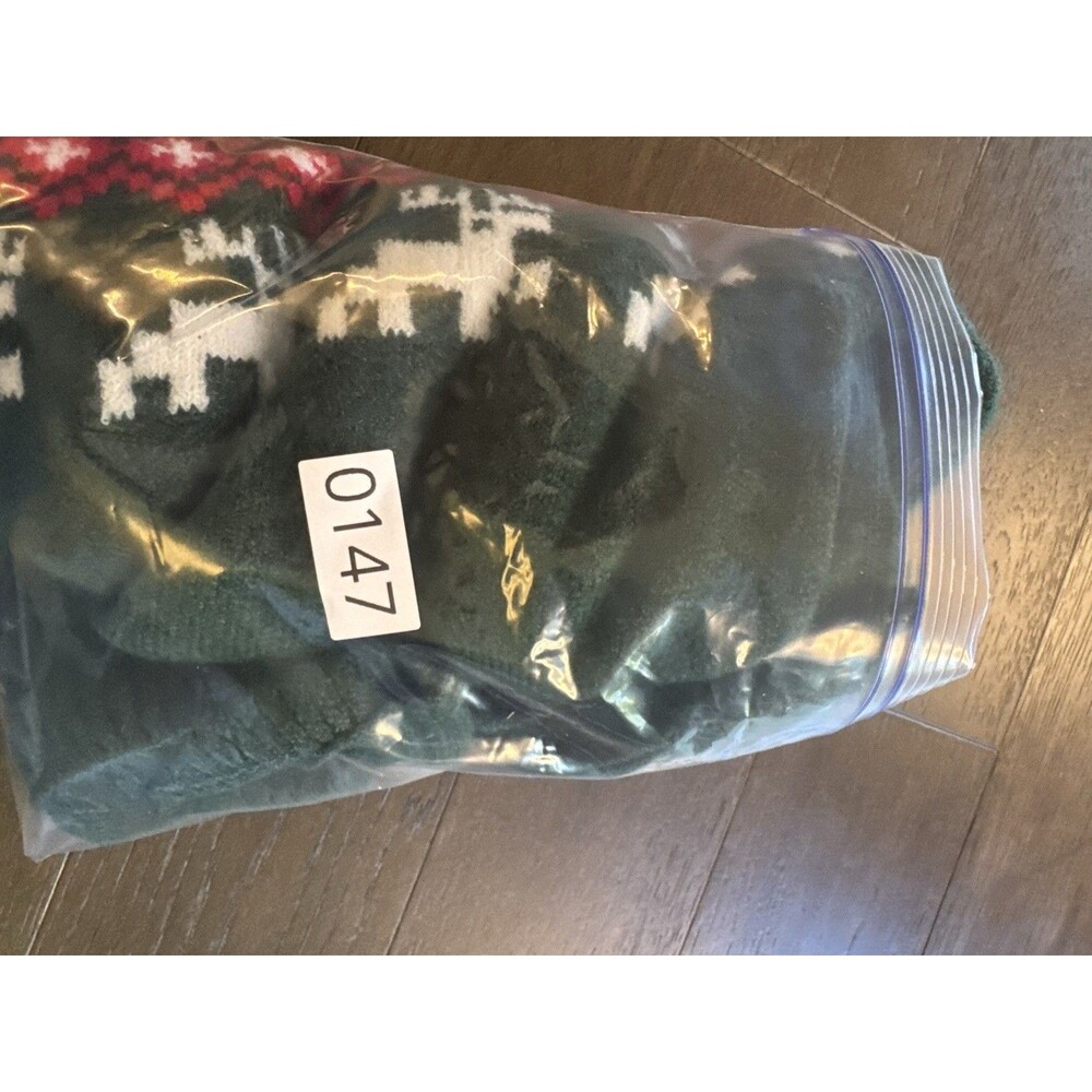 Vince Camuto Women XL Holiday Christmas Sweater Green Fair Isle Reindeer NWT - Picture 10 of 10